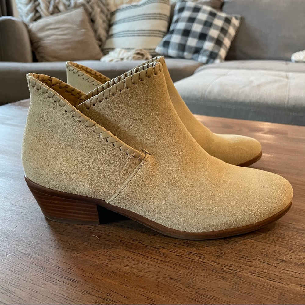 Jack Rodger ankle booties